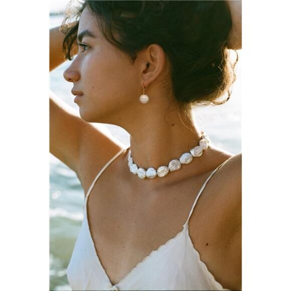 18K Gold Plated Leverback Pearl Earrings | 12mm White Shell Pearl Drops - Picture 3 of 5